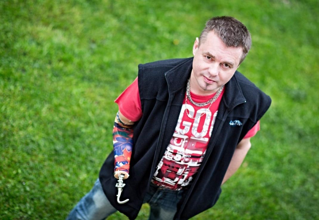 adigamov_05.jpg Thumbnail